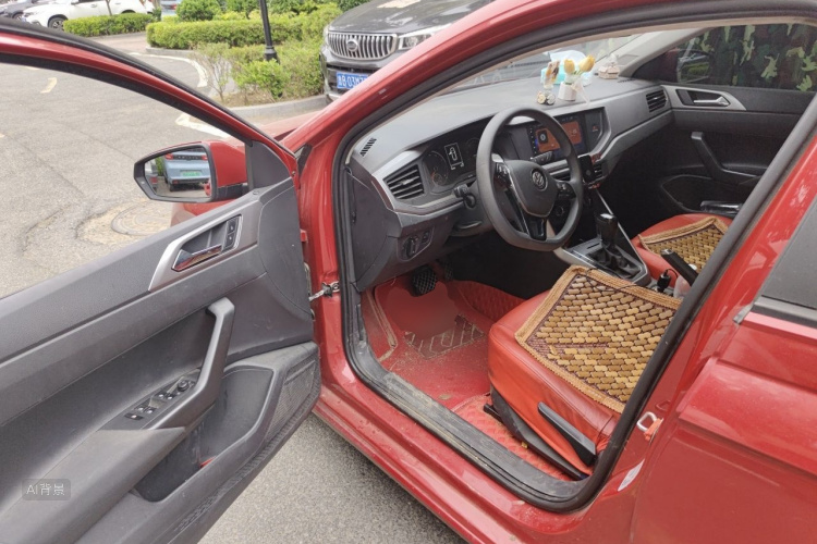 Volkswagen Polo 2019 car image #18