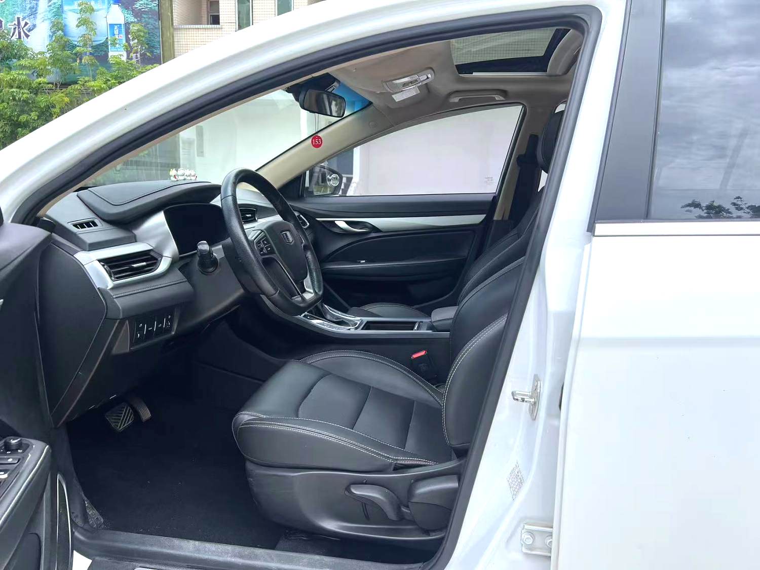 GEELY Emgrand 2018 car image #4