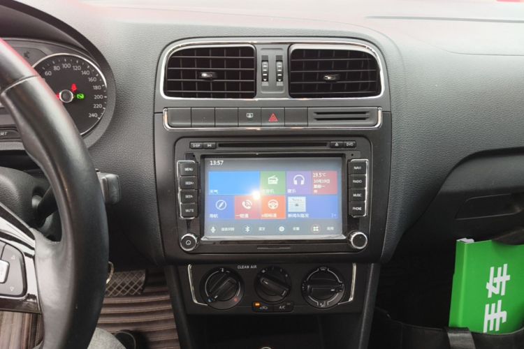 Volkswagen Polo 2017 #13 Volkswagen Polo 2017 car image #13