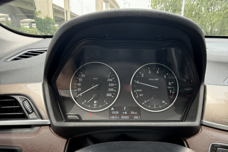 BMW X1 2018 #25 BMW X1 2018 car image #25