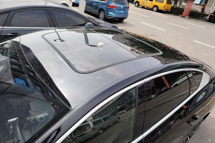 BYD Han 2022 car image #25