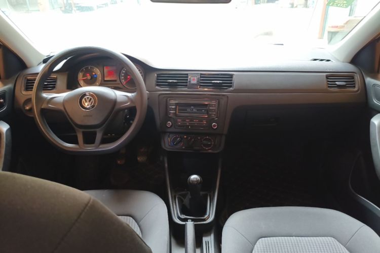 Volkswagen Santana 2019 #11 Volkswagen Santana 2019 car image #11