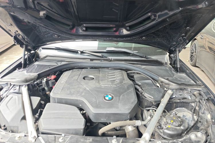 BMW 3 Series 2022 car image #22