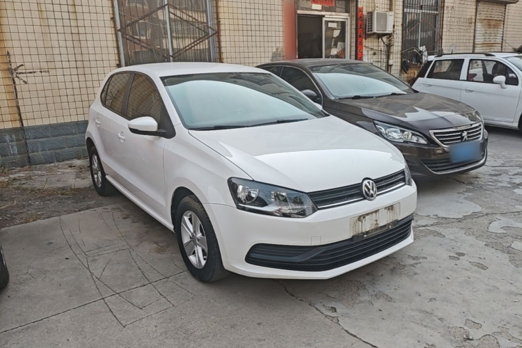 Volkswagen Polo 2015 #4 Volkswagen Polo 2015 car image #4