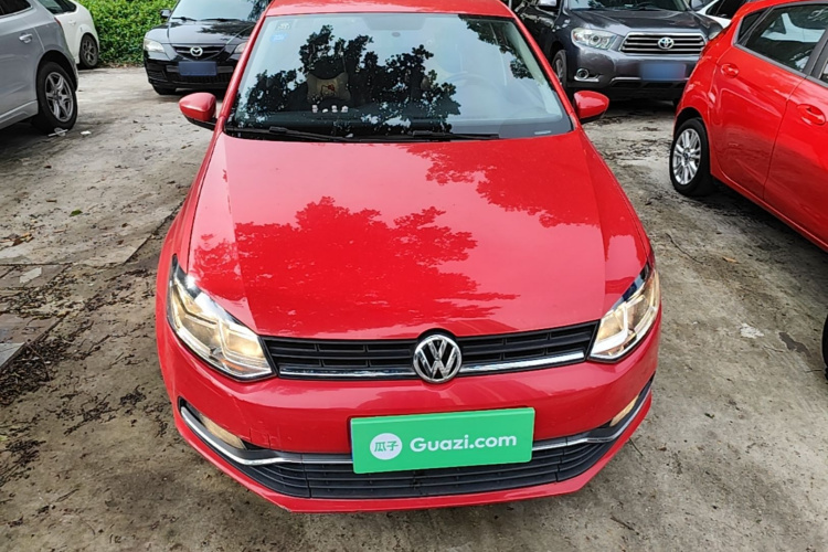 Volkswagen Polo 2019 car image #3