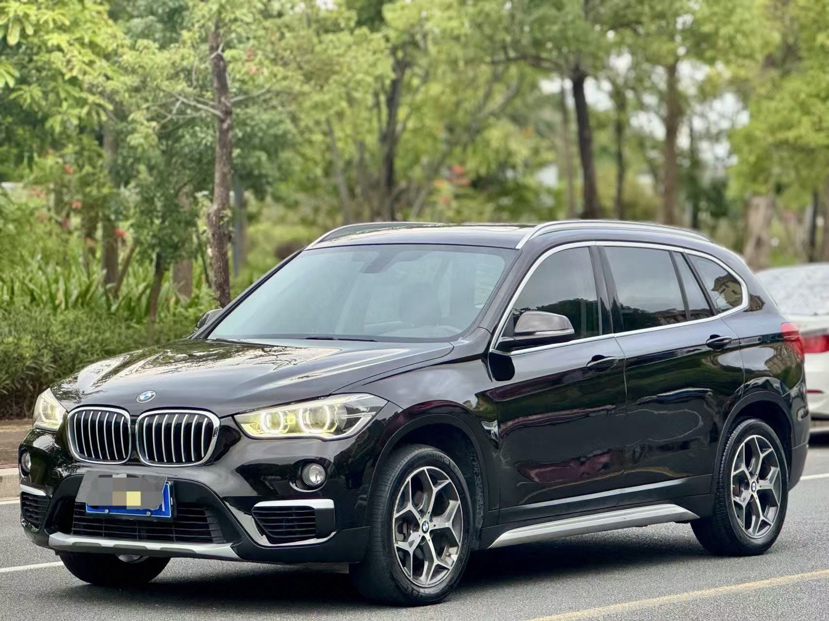 2017 2017 car image
