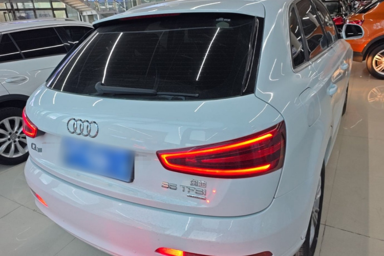 Audi Q3 2015 #6 Audi Q3 2015 car image #6