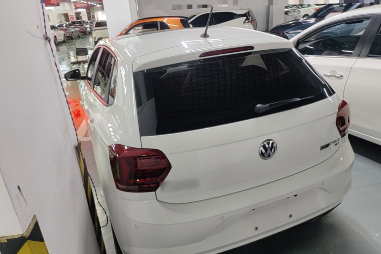 Volkswagen Polo 2021 car image #7