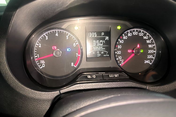 Volkswagen Polo 2018 car image #15