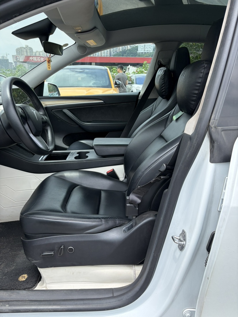 Tesla Model Y 2023 #4 Tesla Model Y 2023 immagine di auto #4
