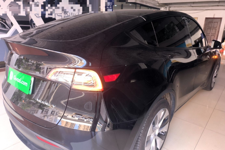 Tesla Model Y 2022 #7 Tesla Model Y 2022 car image #7