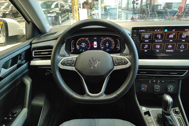 Volkswagen Lavida 2023 car image #11