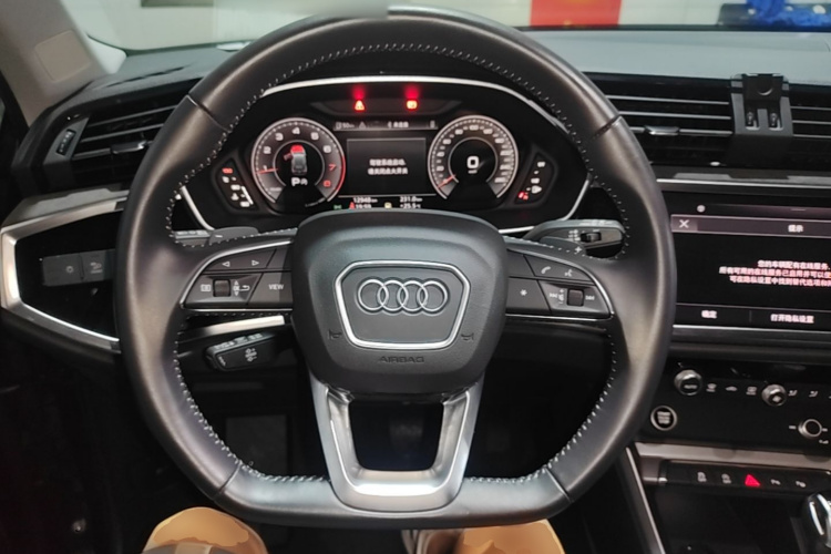 Audi Q3 2022 #11 Audi Q3 2022 car image #11