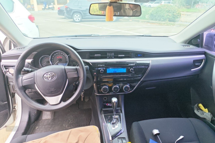 Toyota Corolla 2016 car image #11