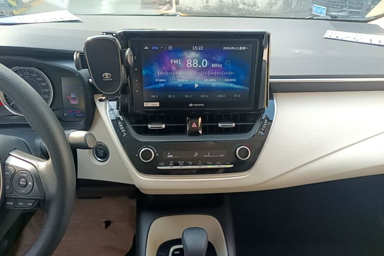 Toyota Corolla 2020 car image #18
