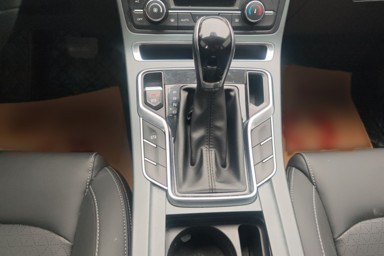 GEELY Emgrand 2021 car image #14