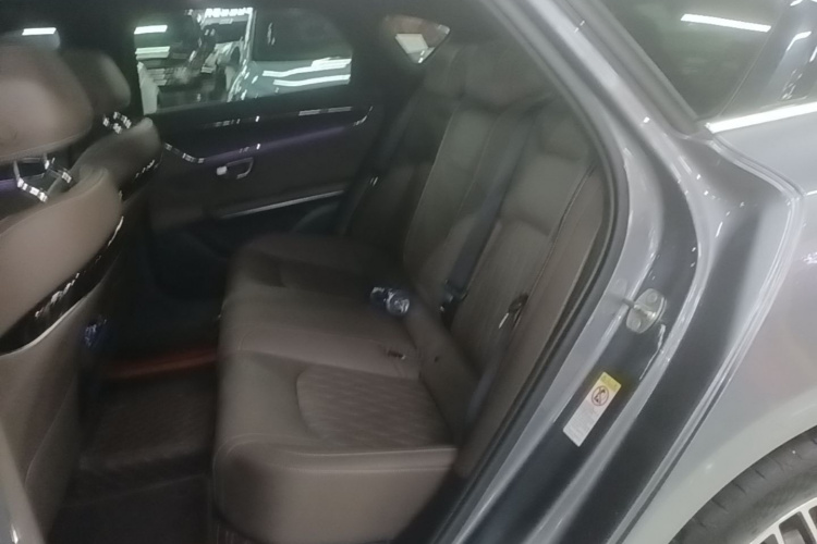 BYD Han 2022 car image #17