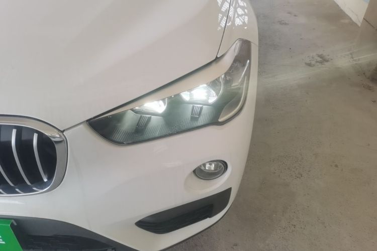 BMW X1 2019 #23 BMW X1 2019 car image #23