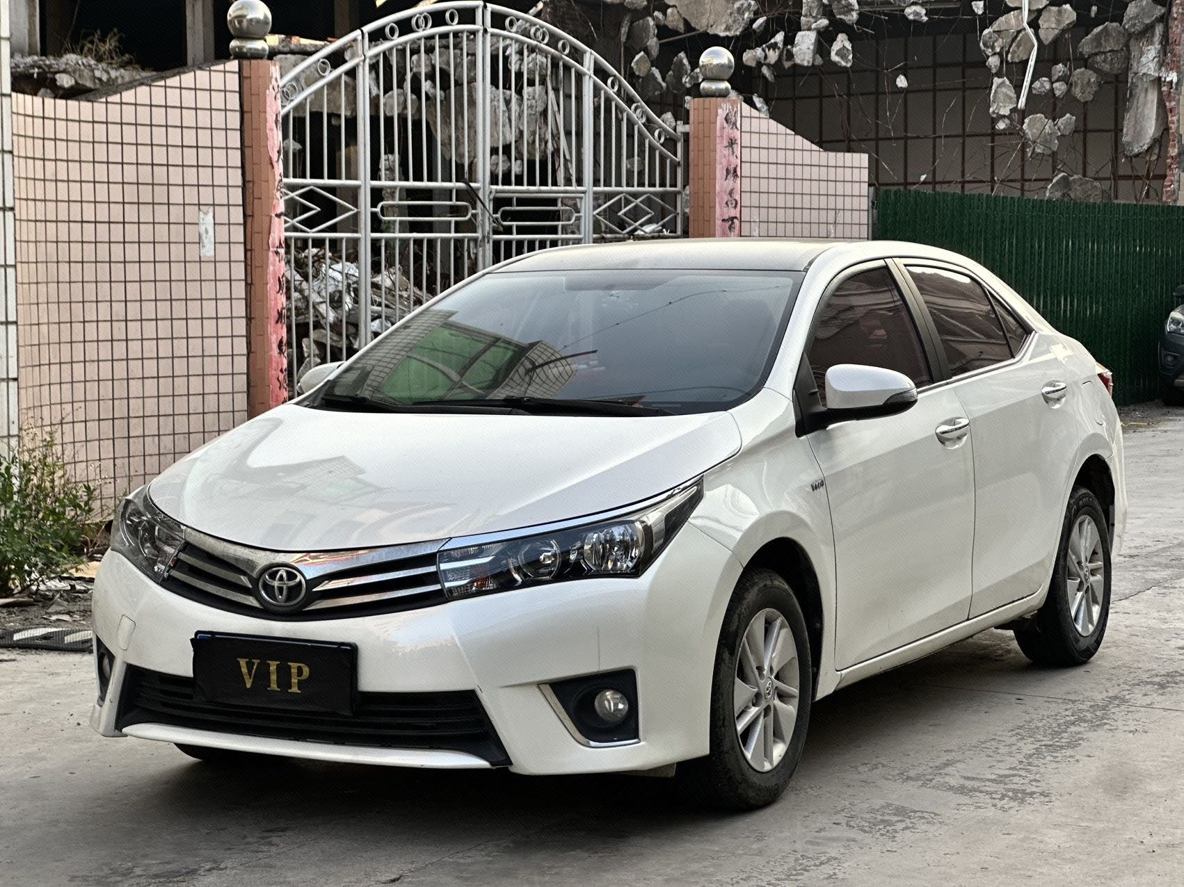 2016 2016 car image