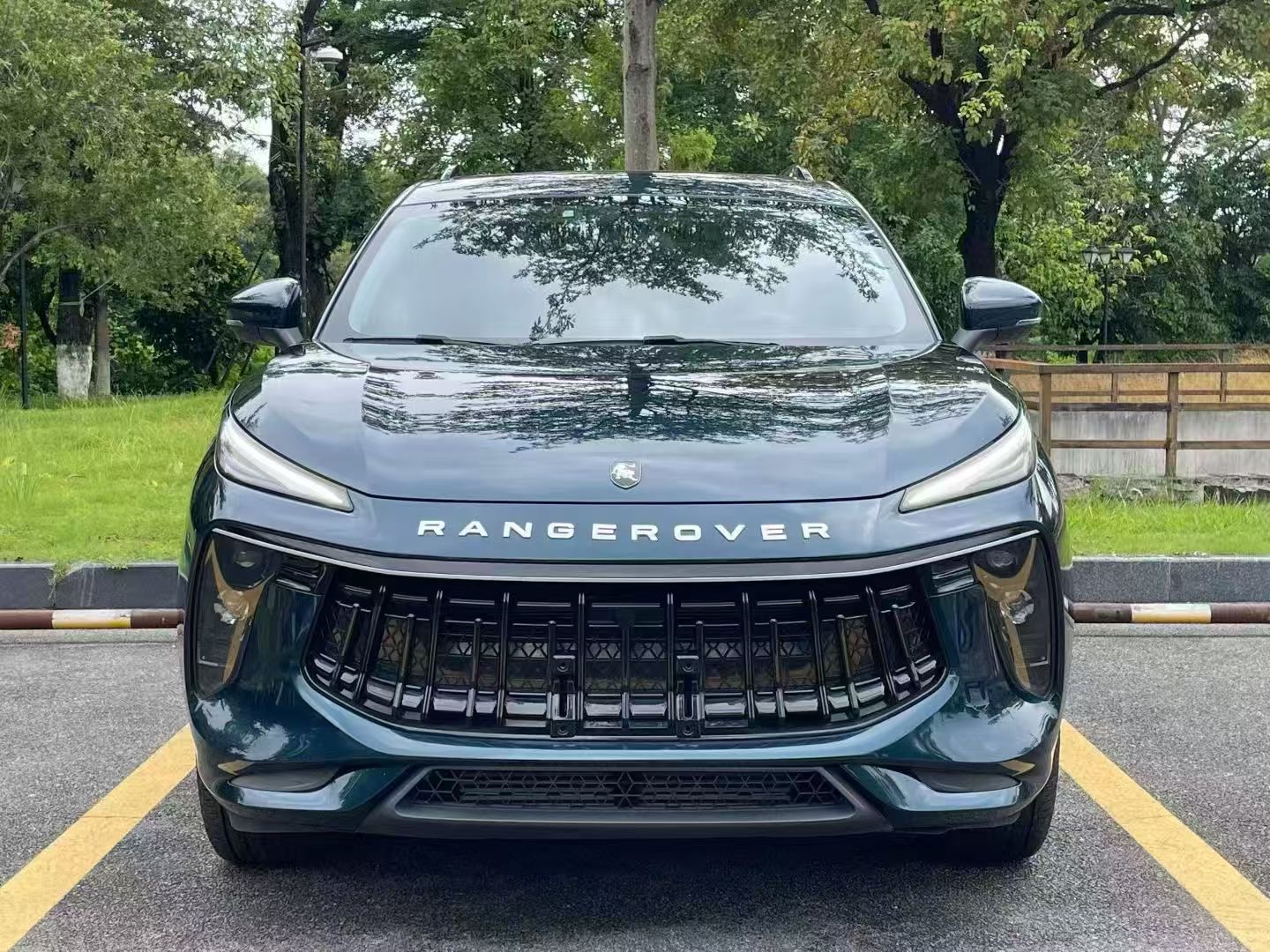 Forthing T5 EVO 2023 #2 Forthing T5 EVO 2023 car image #2