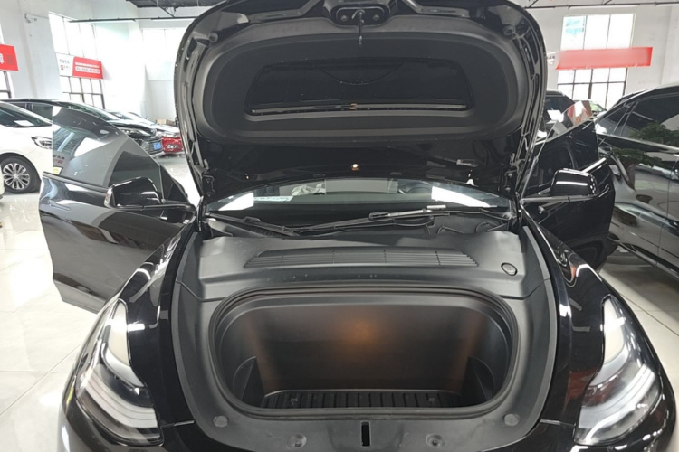 Tesla Model Y 2022 #20 Tesla Model Y 2022 car image #20