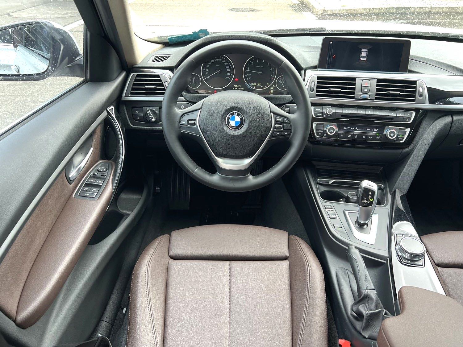 BMW 3 Series 2019 image de voiture #9