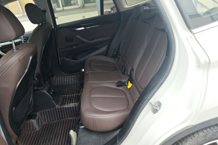 BMW X1 2020 car image #17