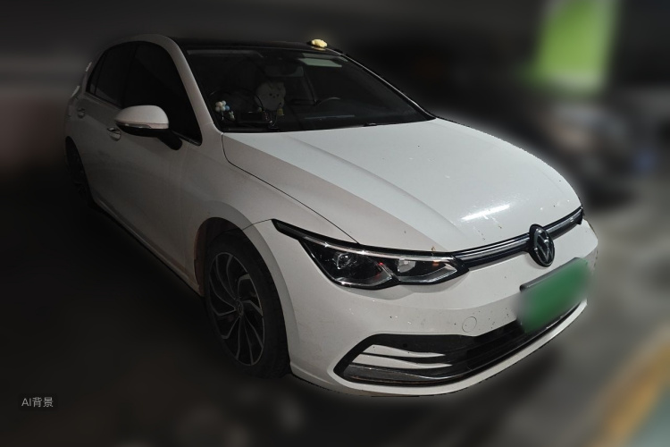 Volkswagen Golf 2023 car image #4