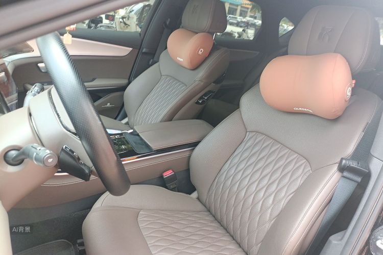 BYD Han 2025 car image #17