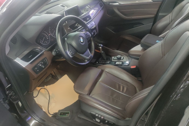 BMW X1 2017 #16 BMW X1 2017 immagine di auto #16