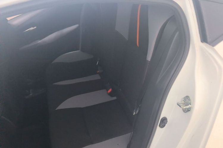Toyota Corolla 2021 car image #17