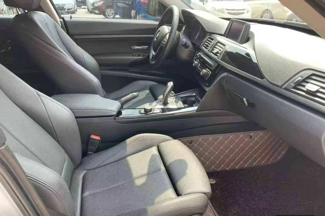 BMW 3 Series GT 2019 #3 BMW 3 Series GT 2019 car image #3