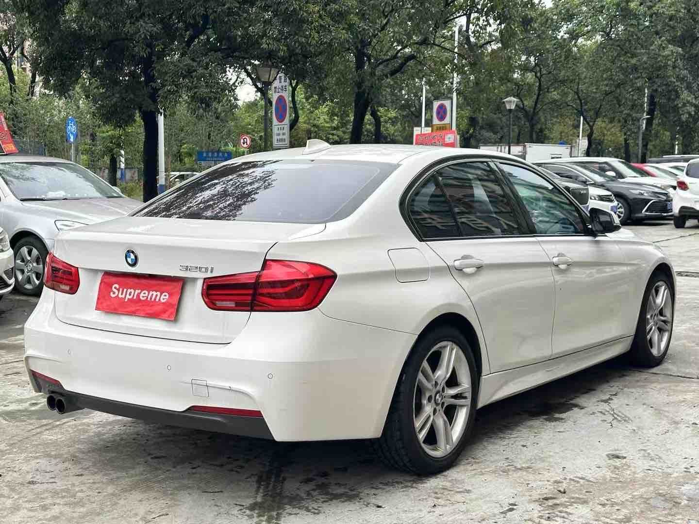 BMW 3 Series 2017 #10 BMW 3 Series 2017 car image #10
