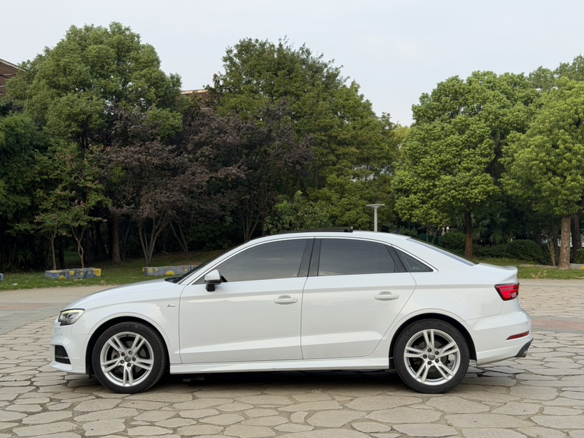 Audi A3 2019 #9 Audi A3 2019 car image #9