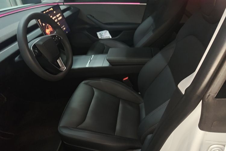 Tesla Model 3 2023 #15 Tesla Model 3 2023 car image #15