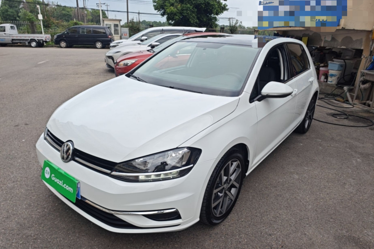 Volkswagen Golf 2020 #2 Volkswagen Golf 2020 car image #2