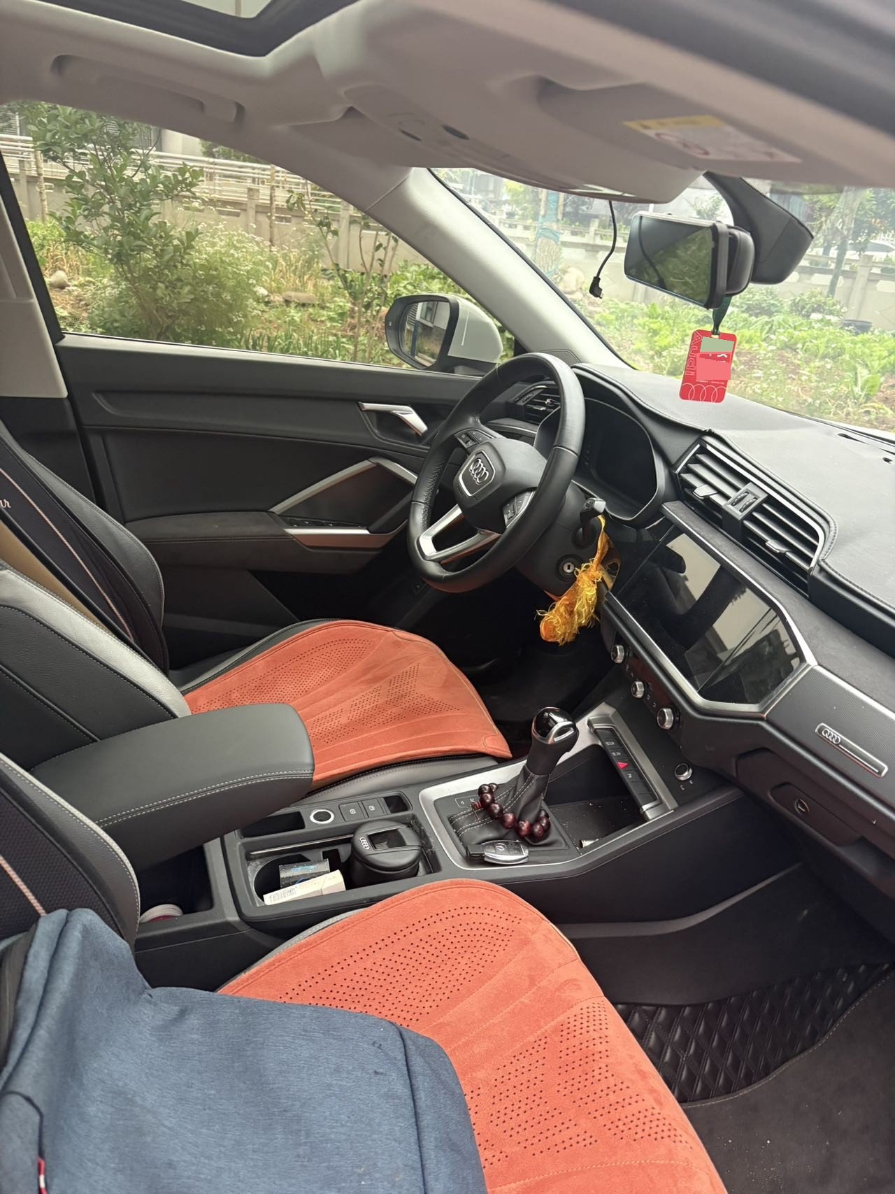 Audi Q3 2024 car image #5