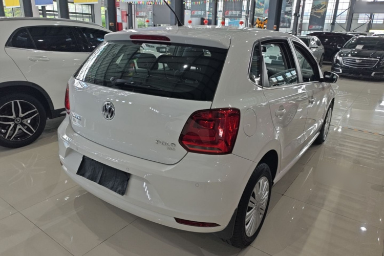 Volkswagen Polo 2018 car image #7