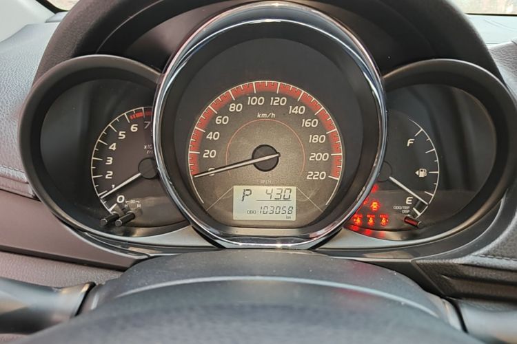 Toyota Vios 2021 immagine di auto #12