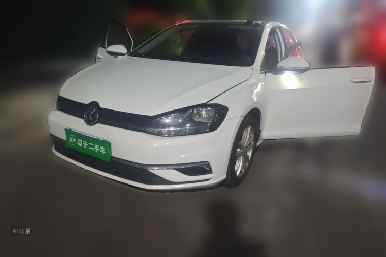 Volkswagen Golf 2019 #2 Volkswagen Golf 2019 صورة سيارة #2