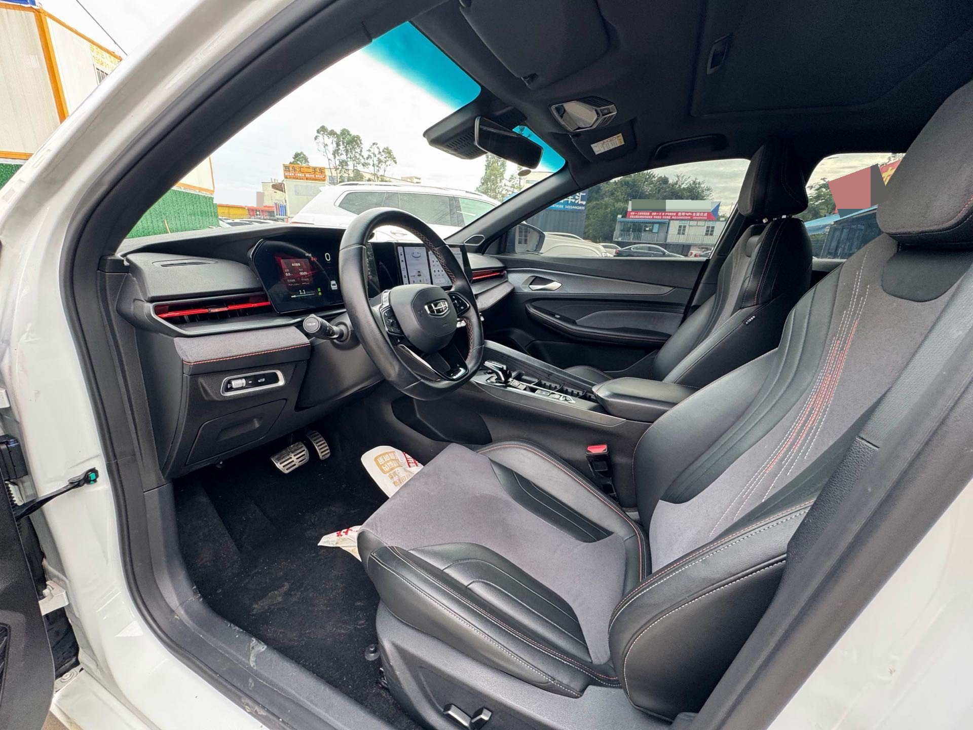GEELY Binray 2022 #4 GEELY Binray 2022 изображение автомобиля #4