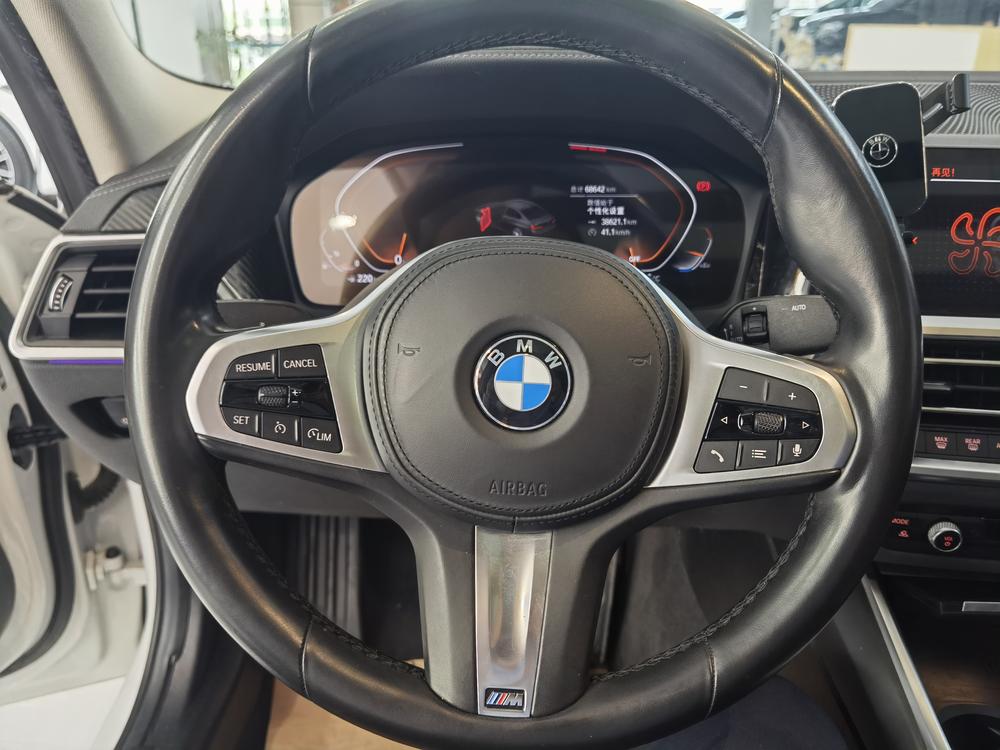 BMW 3 Series 2021 car image #15