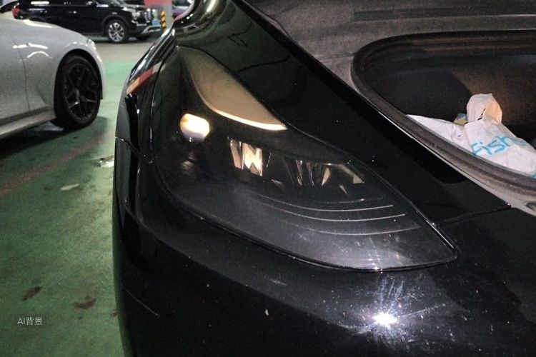 Tesla Model Y 2024 #8 Tesla Model Y 2024 car image #8
