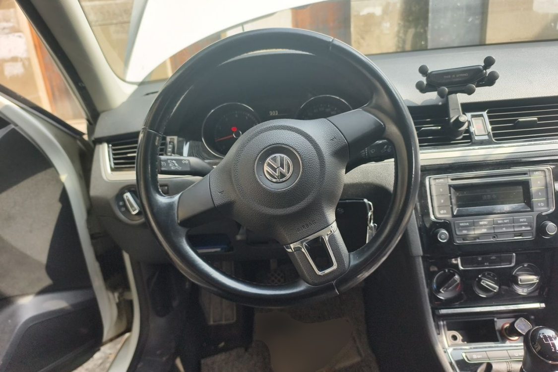 Volkswagen Bora 2015 #22 Volkswagen Bora 2015 car image #22