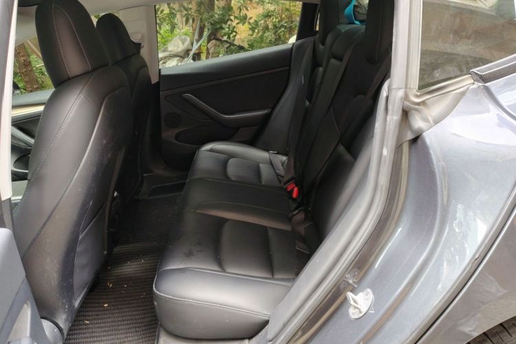Tesla Model 3 2023 car image #14