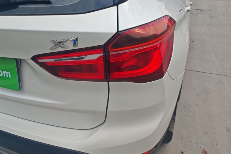 BMW X1 2017 #8 BMW X1 2017 car image #8