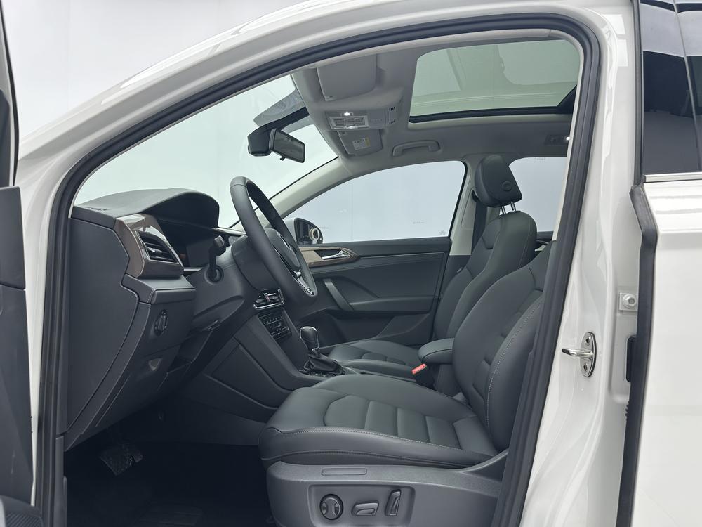 Volkswagen Tharu 2022 #15 Volkswagen Tharu 2022 car image #15