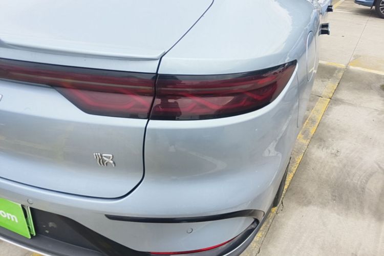 BYD Han 2024 image de voiture #8