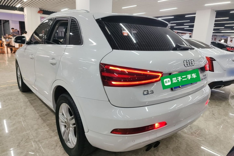 Audi Q3 2015 #5 Audi Q3 2015 car image #5