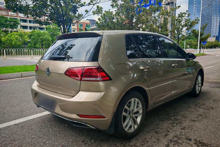 Volkswagen Golf 2019 #7 Volkswagen Golf 2019 car image #7